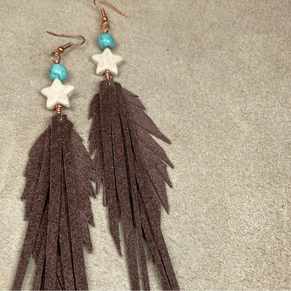 REDUCED Howlite Gemstone And Turquoise Genuine Brown Leather Fringe Earrings - Picture 7 of 15
